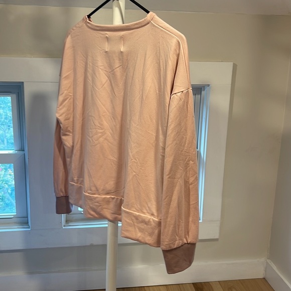 Spyder sweater in pink, size medium - Picture 4 of 4